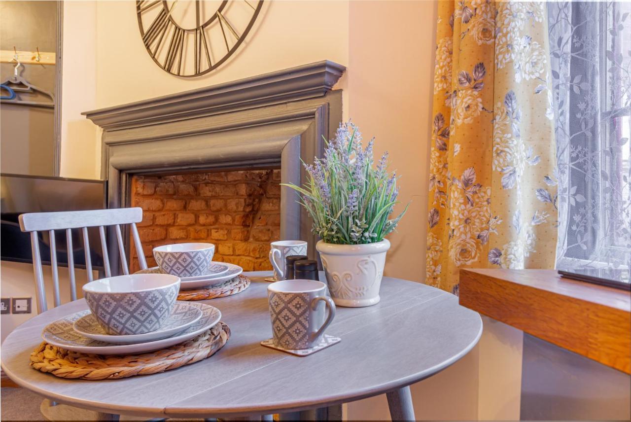 Host & Stay - The Merchant House Apartments Херфорд Екстериор снимка