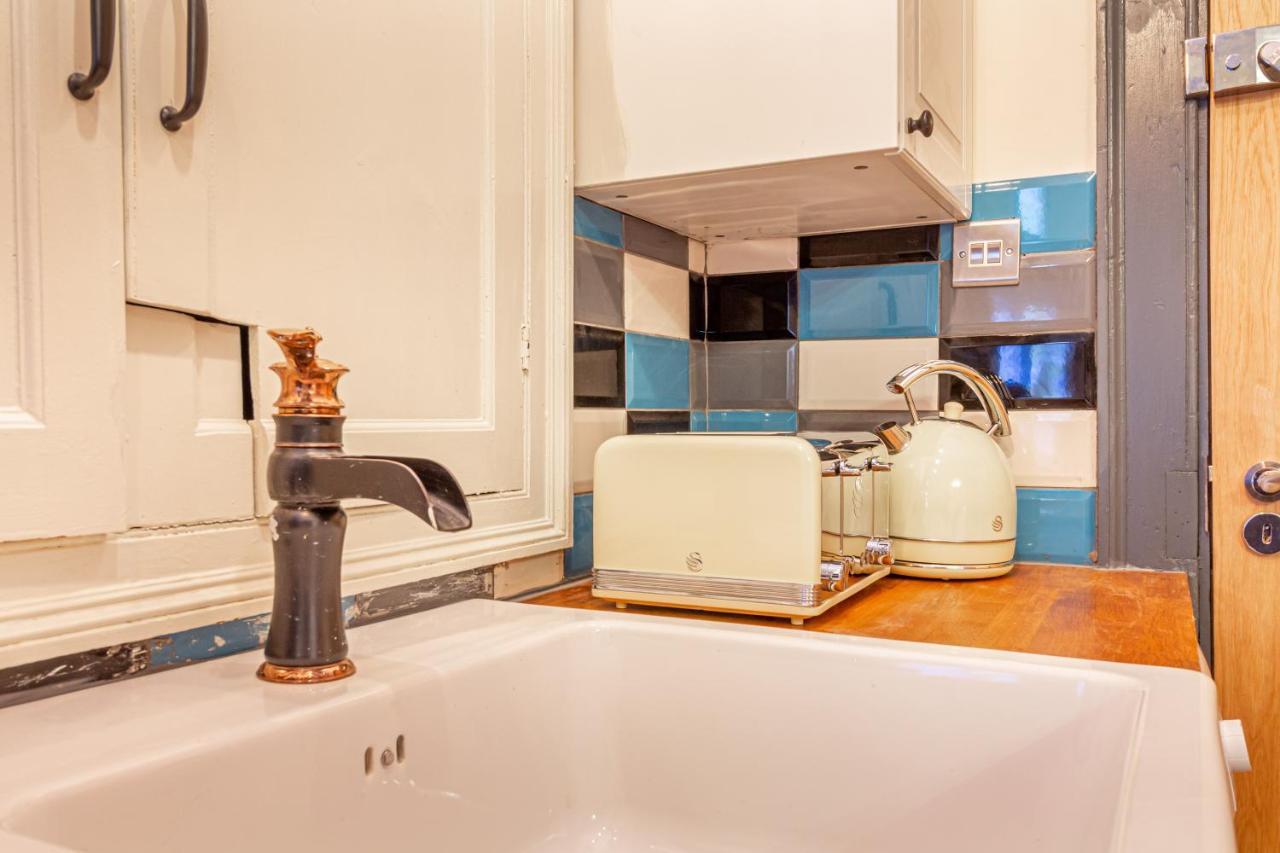 Host & Stay - The Merchant House Apartments Херфорд Екстериор снимка